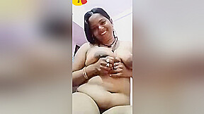 Desi Aunty Hot Scene