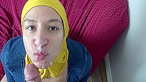 Passionate Turkish Nympho Milf Gives Best Blowjobs In New York City