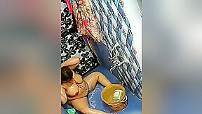 Today Exclusive- Desi Bbw Bhabhi Bathing Record In